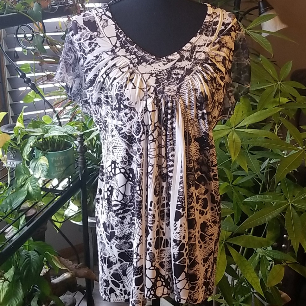 Unity World Wear Tunic  XL